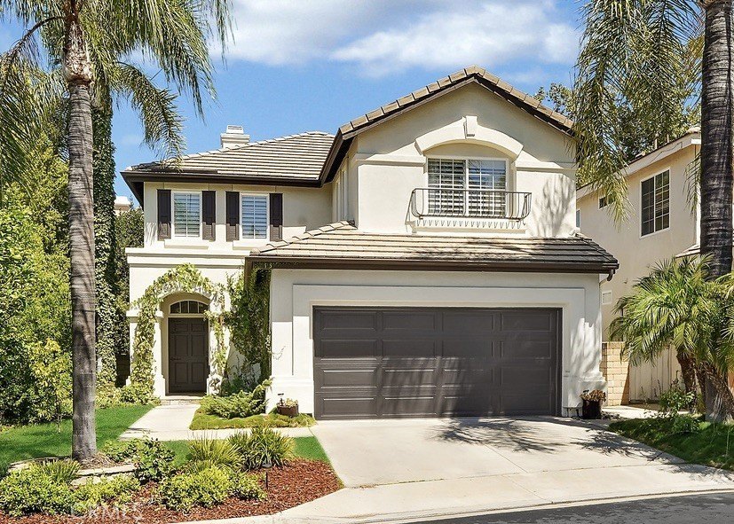 This stunning Dove Canyon home is located in a guard-gated golf - Beach Home for sale in Trabuco Canyon, California on Beachhouse.com