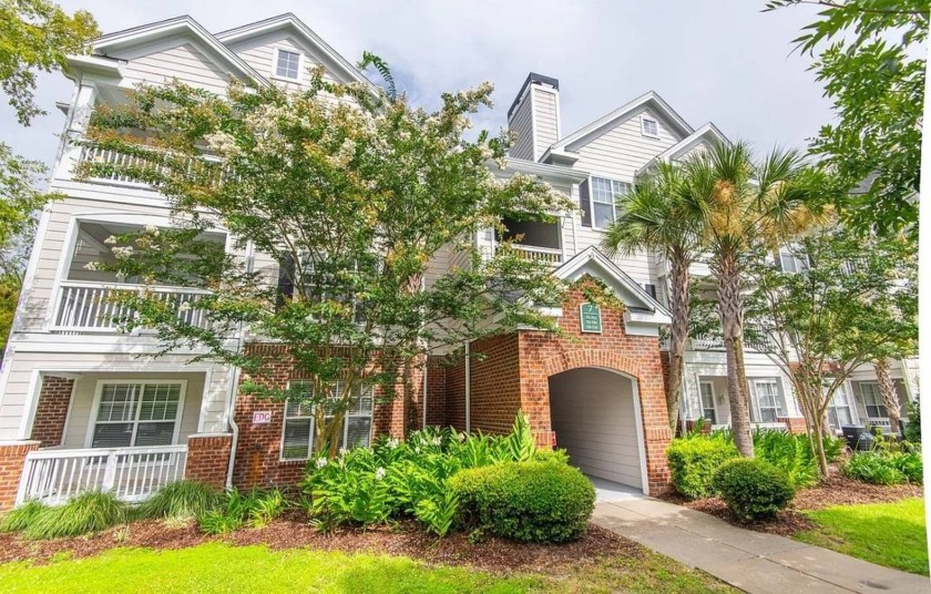 Discover the perfect blend of comfort and convenience in this - Beach Condo for sale in Charleston, South Carolina on Beachhouse.com