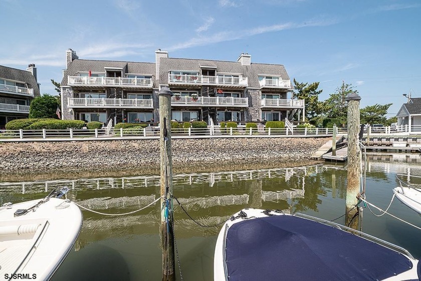 Gorgeous bay front property, completely renovated tri-level unit - Beach Condo for sale in Somers Point, New Jersey on Beachhouse.com
