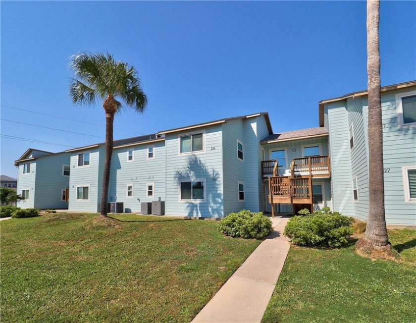 FANTASTIC rental income for this 2-bedroom and 2-bathroom - Beach Condo for sale in Port Aransas, Texas on Beachhouse.com