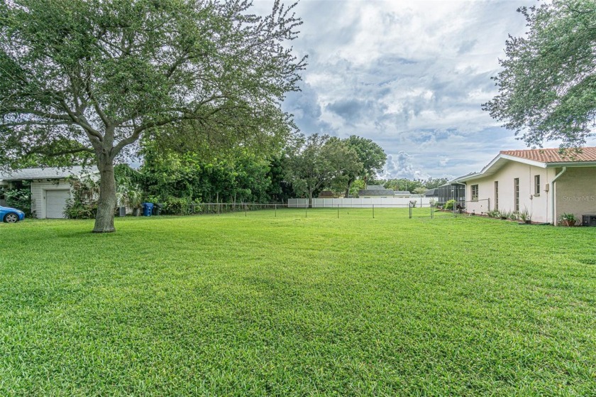 Large vacant cleared lot with 12,075 square feet located in a - Beach Lot for sale in Largo, Florida on Beachhouse.com