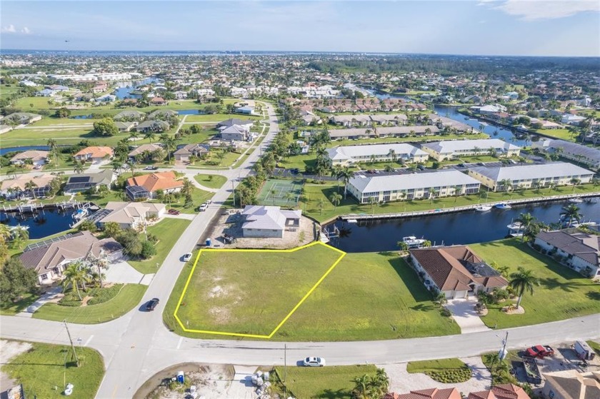 HUGE PRICE ADJUSTMENT!!!
Just what you have been waiting for - Beach Lot for sale in Punta Gorda, Florida on Beachhouse.com