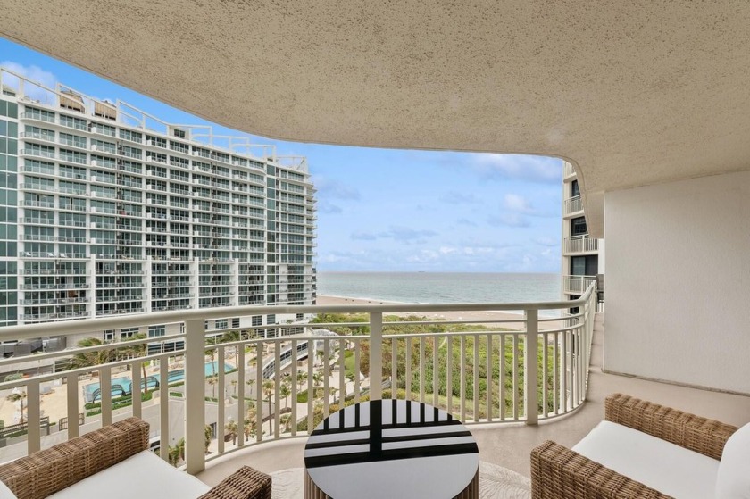 Stunning Oceanfront 2BR/2BA, designed with a classy - Beach Condo for sale in Singer Island, Florida on Beachhouse.com