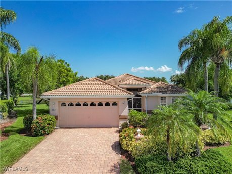 Beautiful LaConia model house in an absolutely ideal location - Beach Home for sale in North Fort Myers, Florida on Beachhouse.com