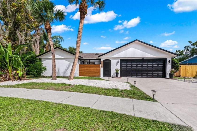 MAJOR PRICE REDUCTION! No Hurricane Damage - Currently Occupied - Beach Home for sale in Sarasota, Florida on Beachhouse.com