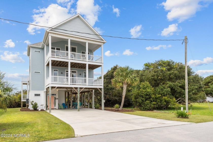 This fabulous, fully-furnished home in the HEART OF ATLANTIC - Beach Home for sale in Atlantic Beach, North Carolina on Beachhouse.com