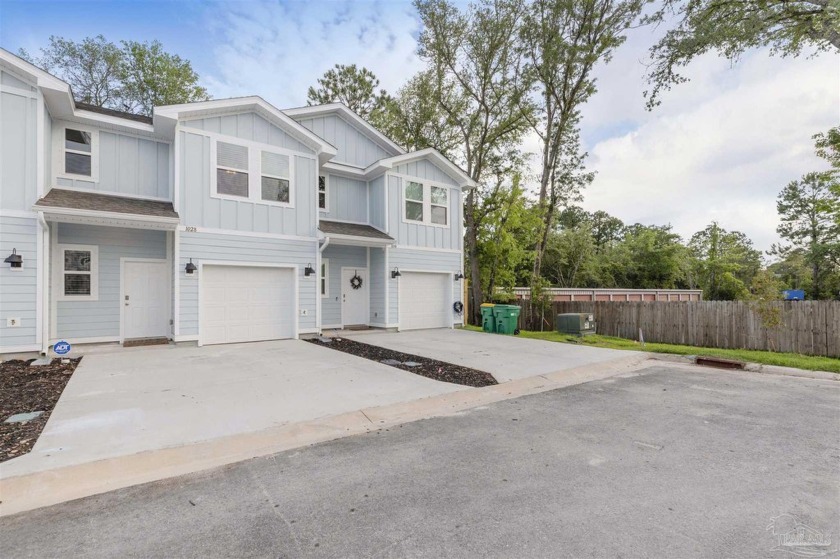 Don't miss your chance to own a fabulous townhome in a - Beach Home for sale in Fort Walton Beach, Florida on Beachhouse.com