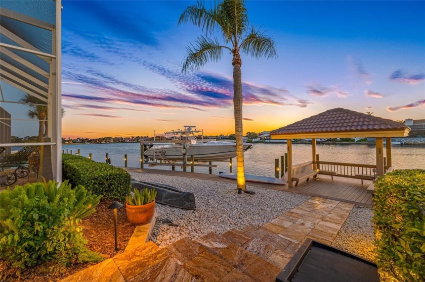 Exquisite WATERFRONT home with BAY & GULF ACCESS in the GATED - Beach Home for sale in Tampa, Florida on Beachhouse.com