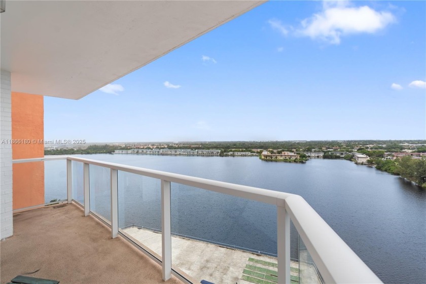 Seller financing available at an attractive rate! Enjoy serene - Beach Condo for sale in Miami, Florida on Beachhouse.com