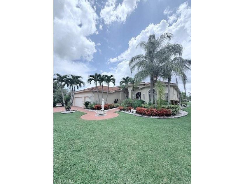 Immaculate home nestled in the highly sought after community - Beach Home for sale in Naples, Florida on Beachhouse.com