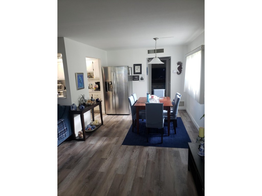 Nice 1st Floor Kings Point 1 bedroom Condo, new flooring - Beach Condo for sale in Delray Beach, Florida on Beachhouse.com