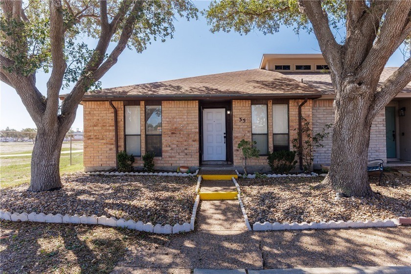 Charming One-Story Townhome in the Heart of Calallen ISD! - Beach Townhome/Townhouse for sale in Corpus Christi, Texas on Beachhouse.com