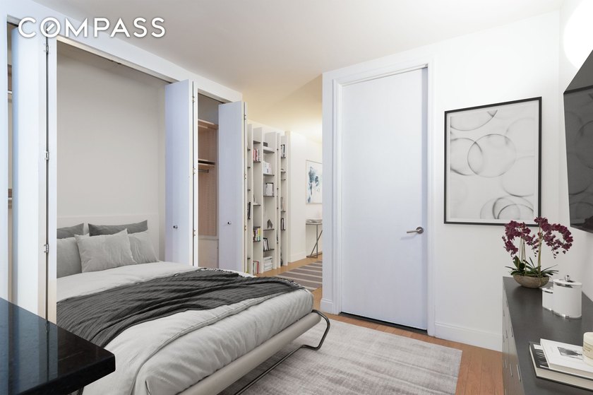 "Need room to spread out? You must see this massive - Beach Condo for sale in New York, New York on Beachhouse.com