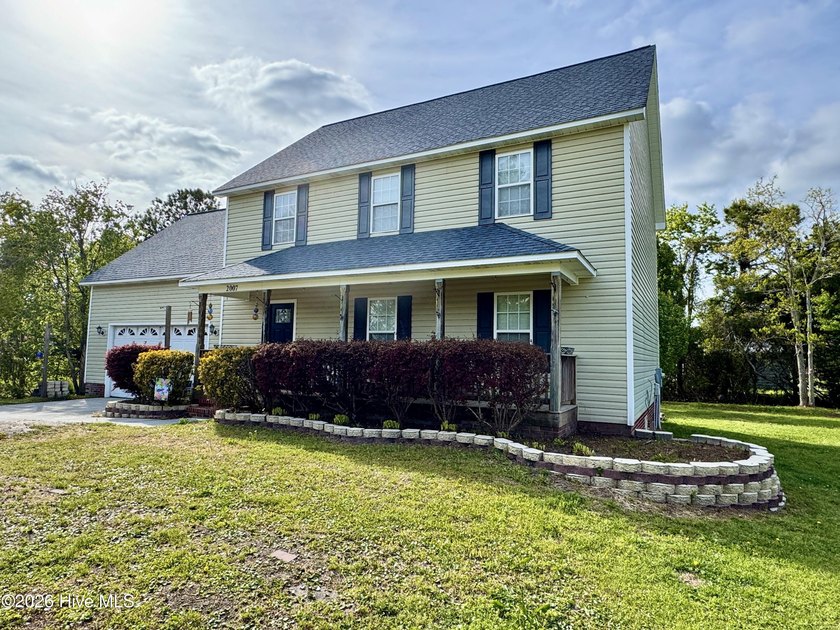 Welcome home to this beautifully maintained, 3 bedroom 2 and a - Beach Home for sale in Morehead City, North Carolina on Beachhouse.com