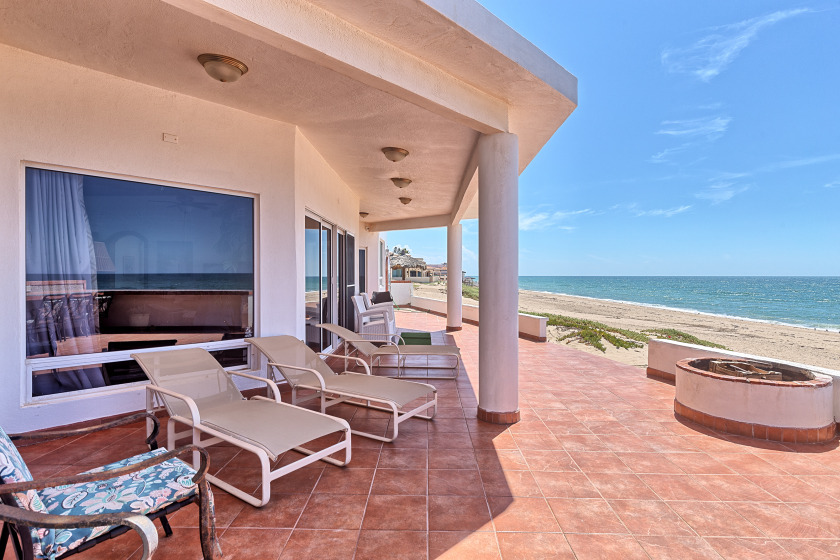 Bella Mareas Mexican-inspired beachfront home w views of the Sea - Beach Vacation Rentals in Puerto Penasco Centro, Sonora, Mexico on Beachhouse.com