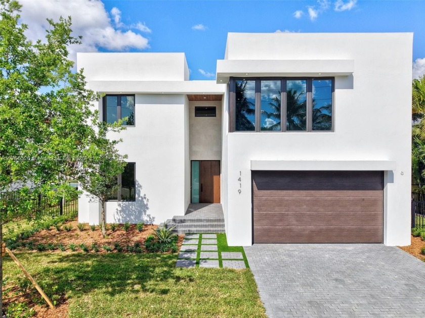 INTRODUCING SPECTACULAR Green Certified new construction luxury - Beach Home for sale in Lake Worth, Florida on Beachhouse.com
