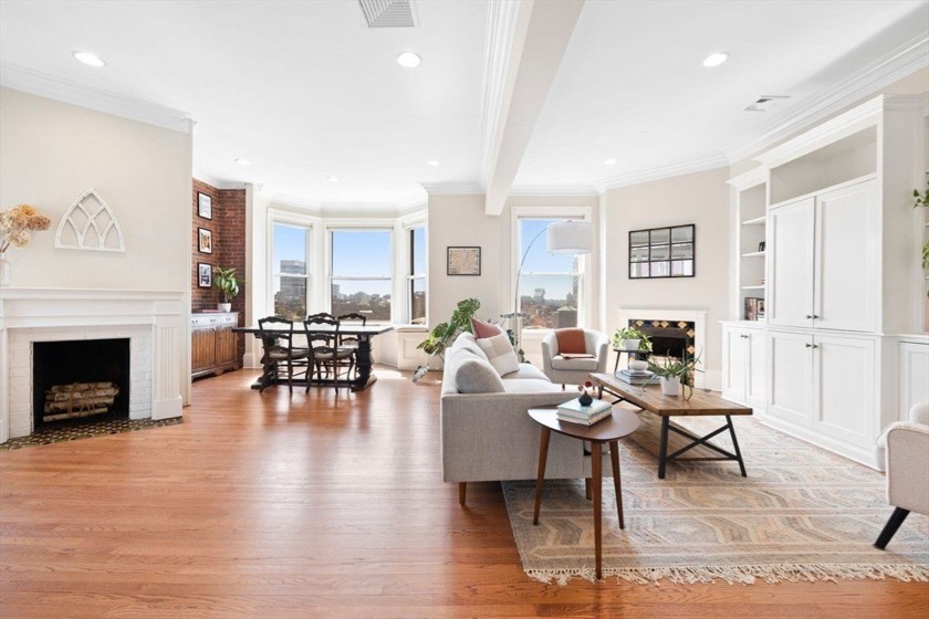 This stunning renovated penthouse in an elevator building offers - Beach Condo for sale in Boston, Massachusetts on Beachhouse.com