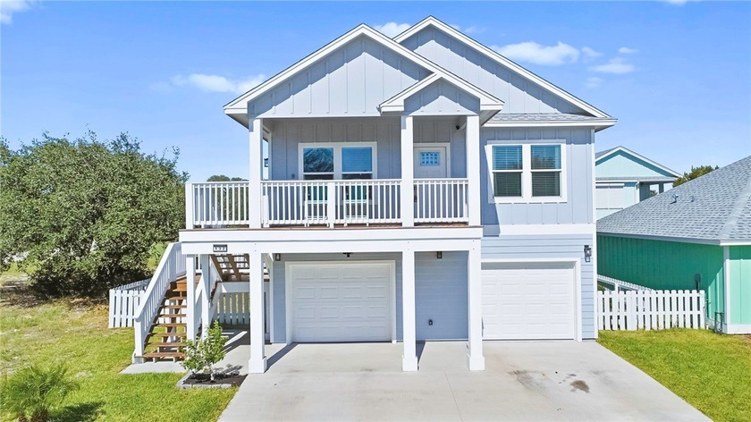 Coastal charm and functionality meet in this beautiful 4-bedroom - Beach Home for sale in Rockport, Texas on Beachhouse.com