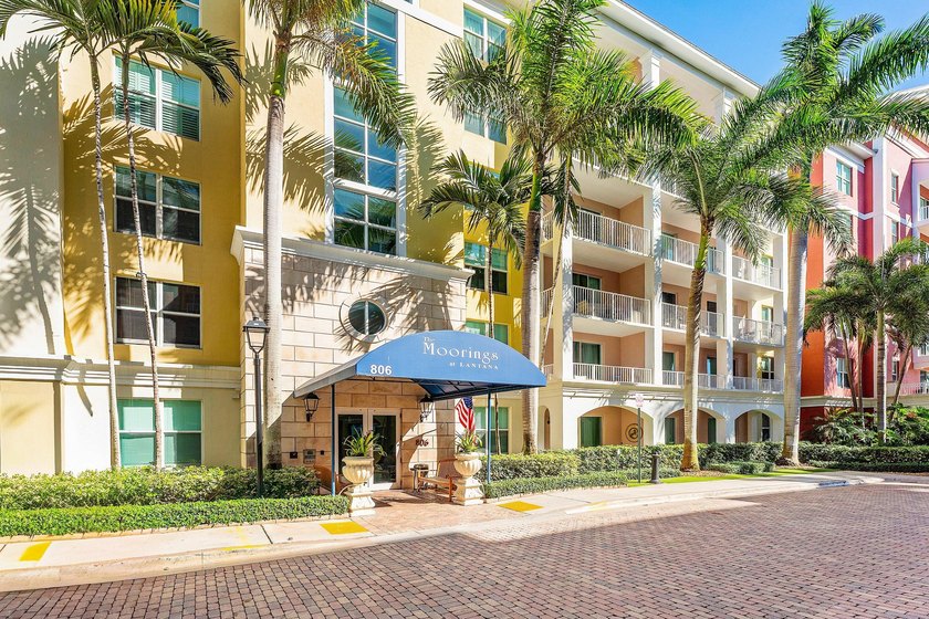 Luxury meets living here in this beautiful 3 bedroom Penthouse - Beach Condo for sale in Lantana, Florida on Beachhouse.com