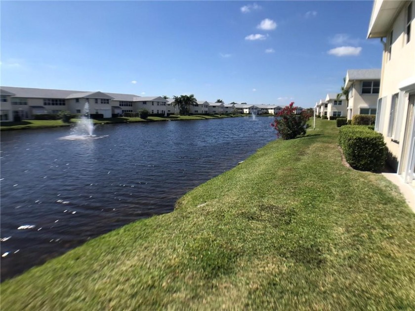 FIRST FLOOR, LAKE FRONT, great location in back of community - Beach Apartment for sale in Vero Beach, Florida on Beachhouse.com