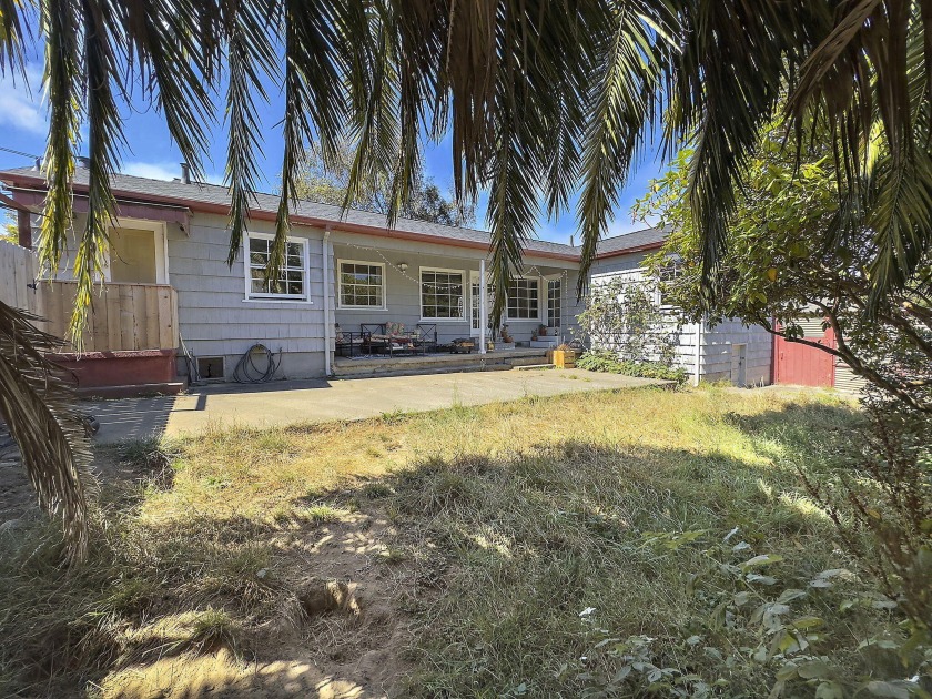 OPEN HOUSE SUNDAY 2-4PMIncredible investment opportunity! Zoned - Beach Home for sale in Eureka, California on Beachhouse.com