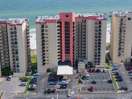 Don't miss this fantastic opportunity to own a fabulous - Beach Home for sale in Orange Beach, Alabama on Beachhouse.com