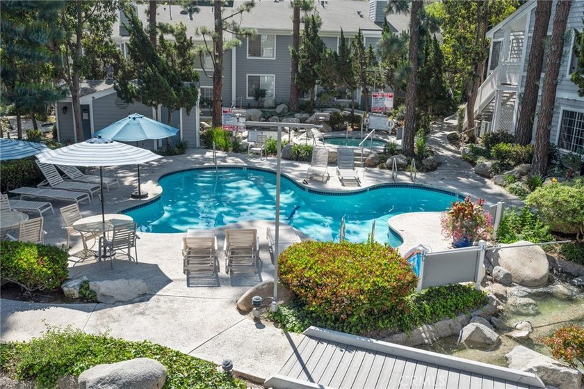 Nicely updated 2BD/2BA condo in the highly desirable Ponderosa - Beach Condo for sale in San Pedro, California on Beachhouse.com