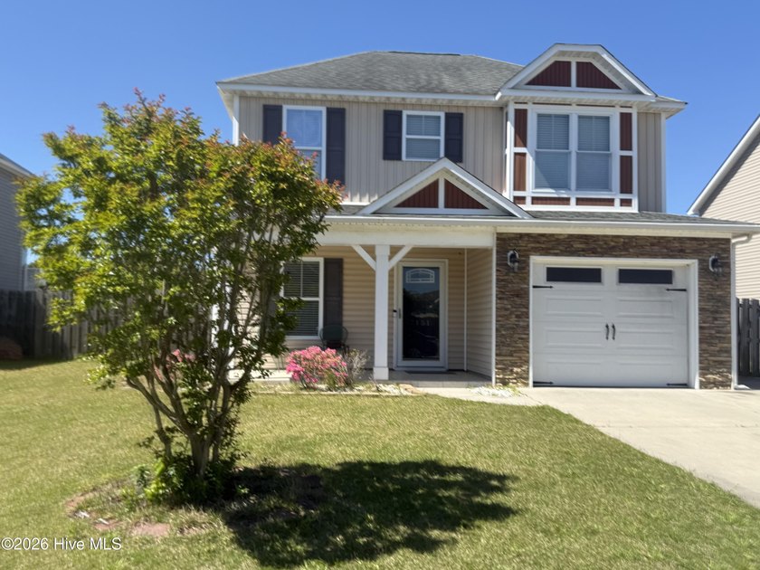 Come check out this 3 bed 2.5 bath home in Park Ridge at West - Beach Home for sale in Wilmington, North Carolina on Beachhouse.com