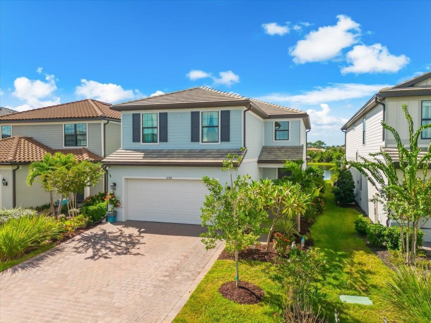 Reduced Price! Welcome to your dream home in Sapphire Point at - Beach Home for sale in Lakewood Ranch, Florida on Beachhouse.com