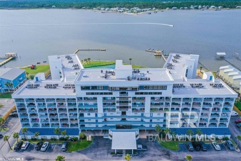 Take a look at this amazing property and all it has to offer - Beach Home for sale in Gulf Shores, Alabama on Beachhouse.com