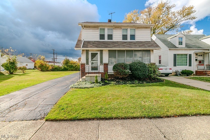 Welcome Home to 934 E 223rd St, Euclid! Step into this charming - Beach Home for sale in Euclid, Ohio on Beachhouse.com