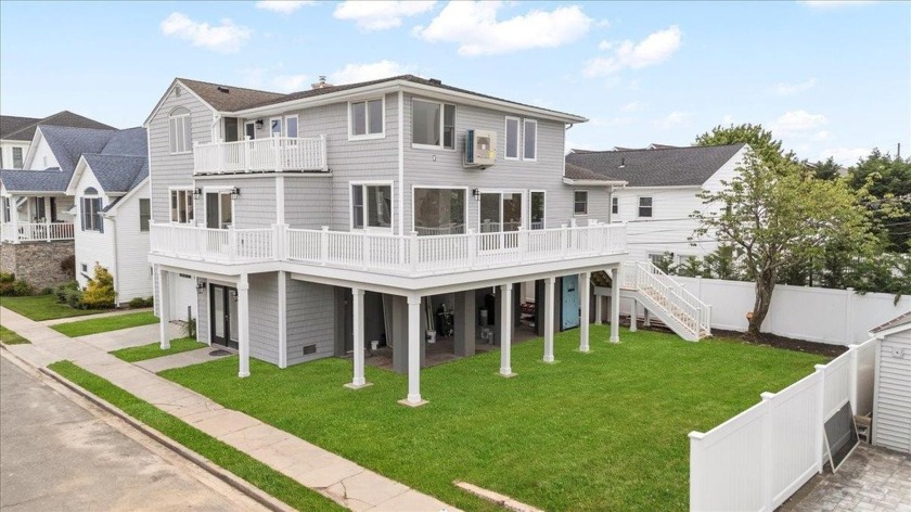 Welcome to 85 Dalton Street--an impeccably newly constructed - Beach Home for sale in Long Beach, New York on Beachhouse.com