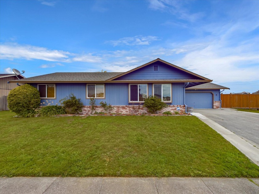 Open House Sunday, May 5th from 1-3pm.  Well maintained home on - Beach Home for sale in Mckinleyville, California on Beachhouse.com