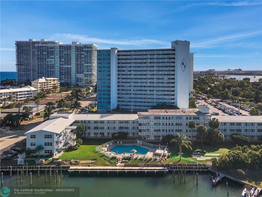 Feel the ocean breeze from your top floor corner unit with views - Beach Condo for sale in Fort Lauderdale, Florida on Beachhouse.com