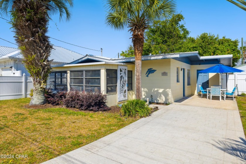 What a Laguna Beach Doll house!!! This is our new Favorite!This - Beach Home for sale in Panama City Beach, Florida on Beachhouse.com