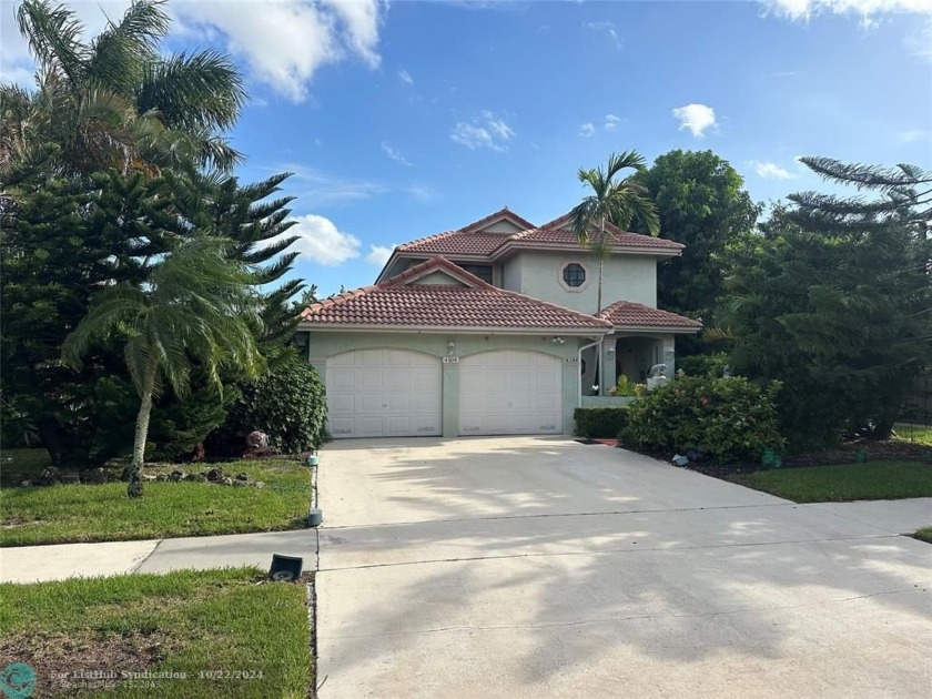 Seller says sell !!! Bring all offers . This  stunning 3-bedroom - Beach Home for sale in Deerfield Beach, Florida on Beachhouse.com