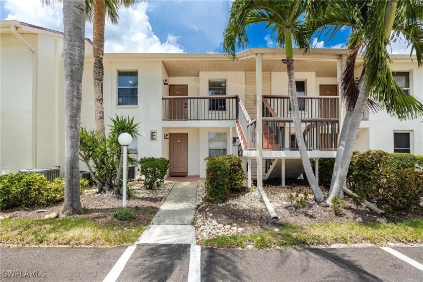 STAY HIGH & DRY IN THIS 2ND FLOOR CONDO & HOME COMES WITH A ONE - Beach Condo for sale in Fort Myers, Florida on Beachhouse.com