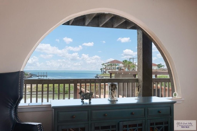 s direct bay access with your own deeded boat slip--be on the - Beach Condo for sale in Port Isabel, Texas on Beachhouse.com