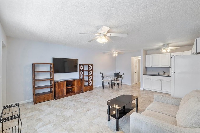 FANTASTIC LAKEVIEW... Move-In Ready! This beautifully maintained - Beach Condo for sale in Deerfield Beach, Florida on Beachhouse.com