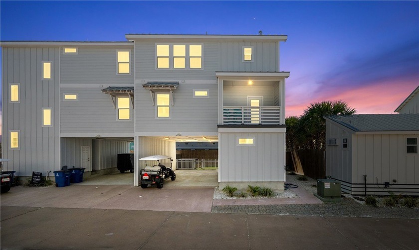 Paradise Palms Villas #601 Discover your dream coastal escape in - Beach Townhome/Townhouse for sale in Port Aransas, Texas on Beachhouse.com