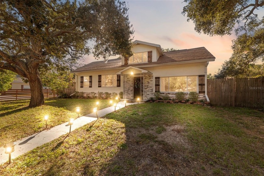 Ideal location, close to downtown Dunedin and the Pinellas Trail - Beach Home for sale in Clearwater, Florida on Beachhouse.com