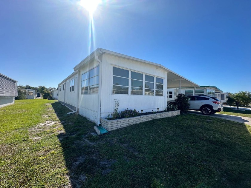 Introducing a stunning new listing offering comfort and style - Beach Home for sale in Nokomis, Florida on Beachhouse.com