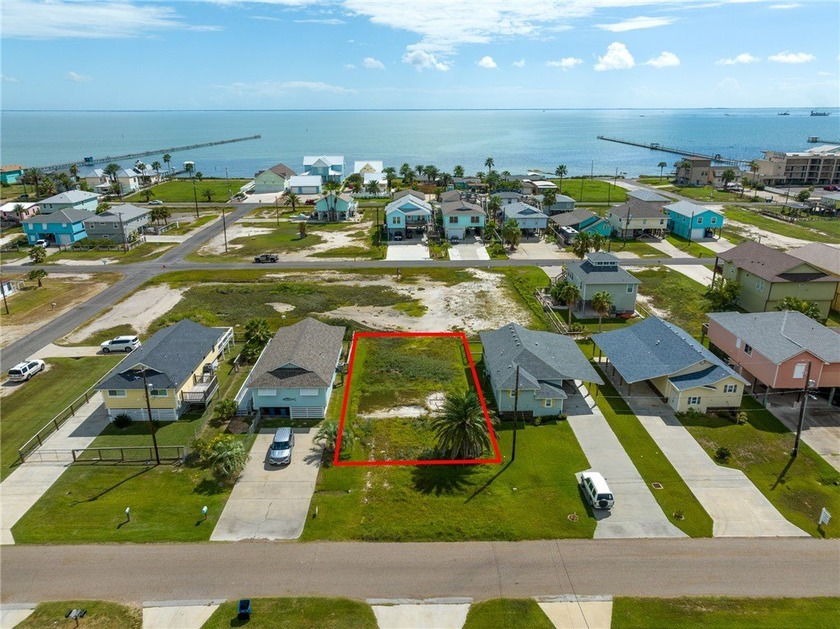 *Build Your Coastal Getaway in Rockport!* Check out this awesome - Beach Lot for sale in Rockport, Texas on Beachhouse.com