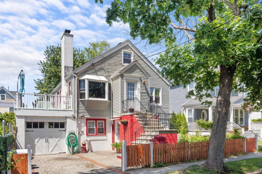 37 Centre Street is a most desirable TWO-FAMILY -- WATER VIEW -- - Beach Townhome/Townhouse for sale in Bronx, New York on Beachhouse.com