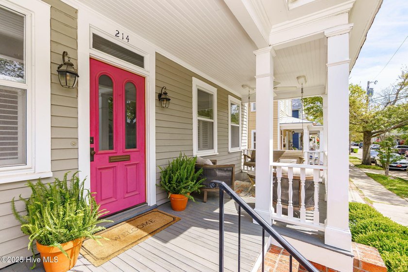 Experience the perfect blend of historic charm and modern - Beach Home for sale in New Bern, North Carolina on Beachhouse.com