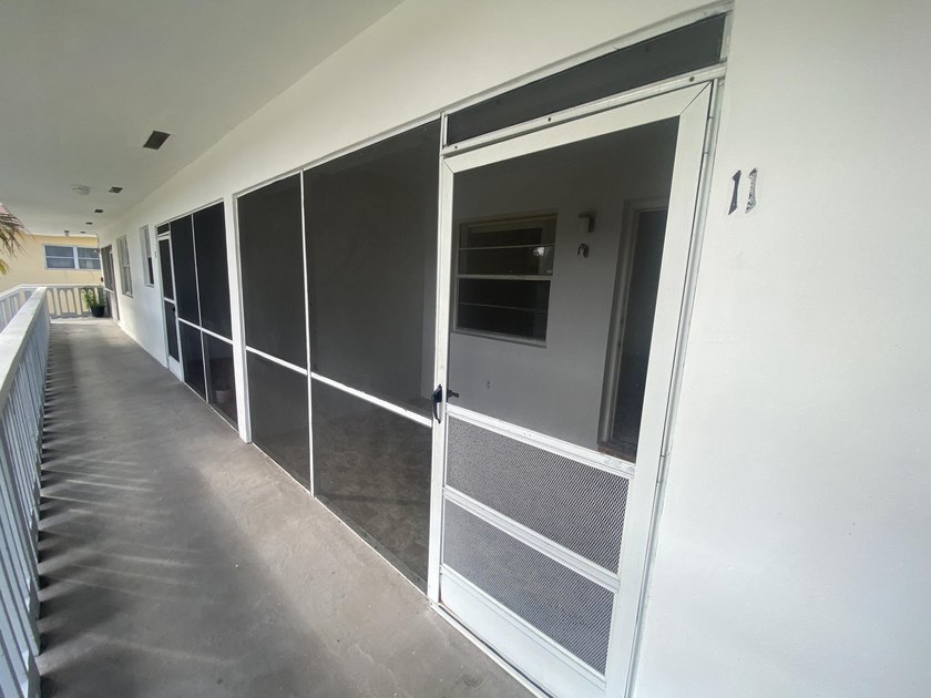 This 2nd-floor condo offers 683 sq. ft. of comfortable living - Beach Condo for sale in Hallandale Beach, Florida on Beachhouse.com