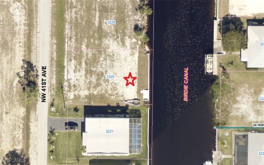 Gulf access 100 ft canal.  Seawall and concrete dock are already - Beach Lot for sale in Cape Coral, Florida on Beachhouse.com