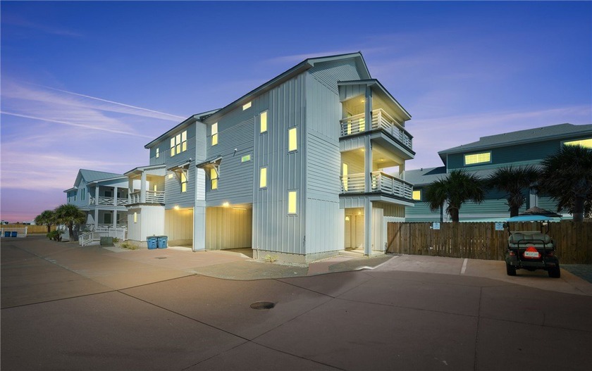 *Welcome to Paradise Palms Villas Unit 401, your private - Beach Townhome/Townhouse for sale in Port Aransas, Texas on Beachhouse.com