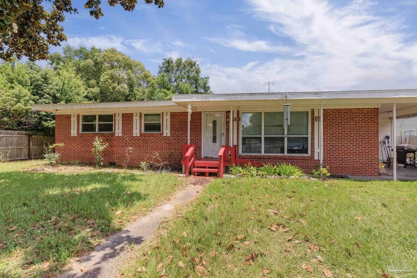 BANK APPROVED SHORT SALE: CASH OR FHA 203(k) RENOVATION LOAN - Beach Home for sale in Milton, Florida on Beachhouse.com