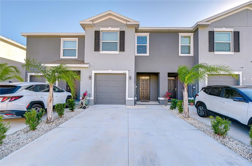 Welcome to laid-back coastal living in the heart of Apollo Beach - Beach Townhome/Townhouse for sale in Apollo Beach, Florida on Beachhouse.com